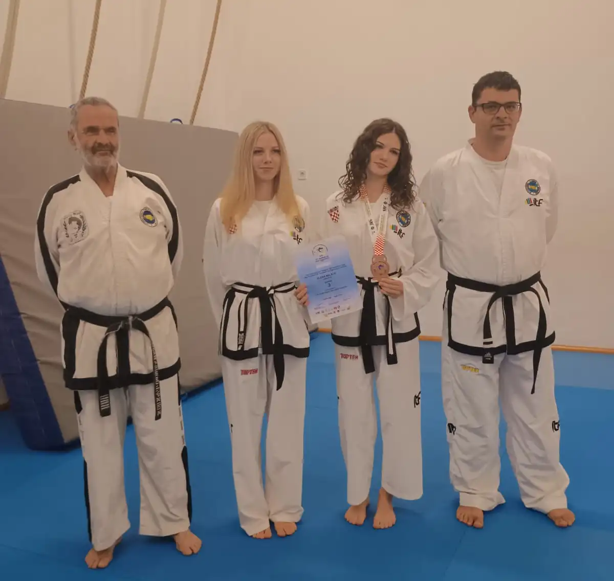 Svečani doček za Elenu i Isabelu Malkoč: Vinkovci ponosni na svoje taekwon-do reprezentativke doček elena i isabela malkoč